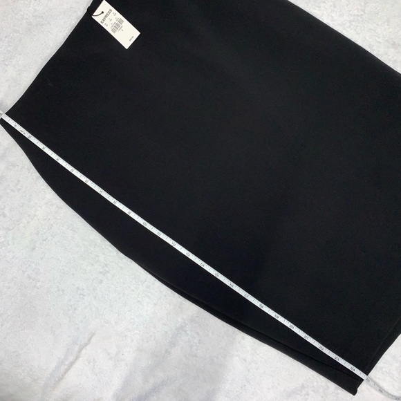 Express NWT Black Slightly Stretchy Lined Pencil Skirt sz 4 - Picture 4 of 9
